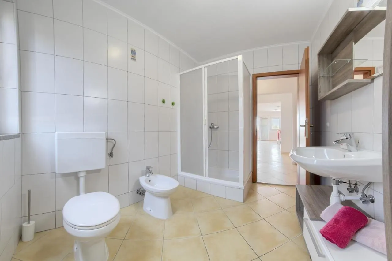 Villa Gracia - Big House, Pool, Bbq, Playground & Table Tennis, Game Room With Billiards & Table Football, Pula, Istria 0*, Pula Croatie