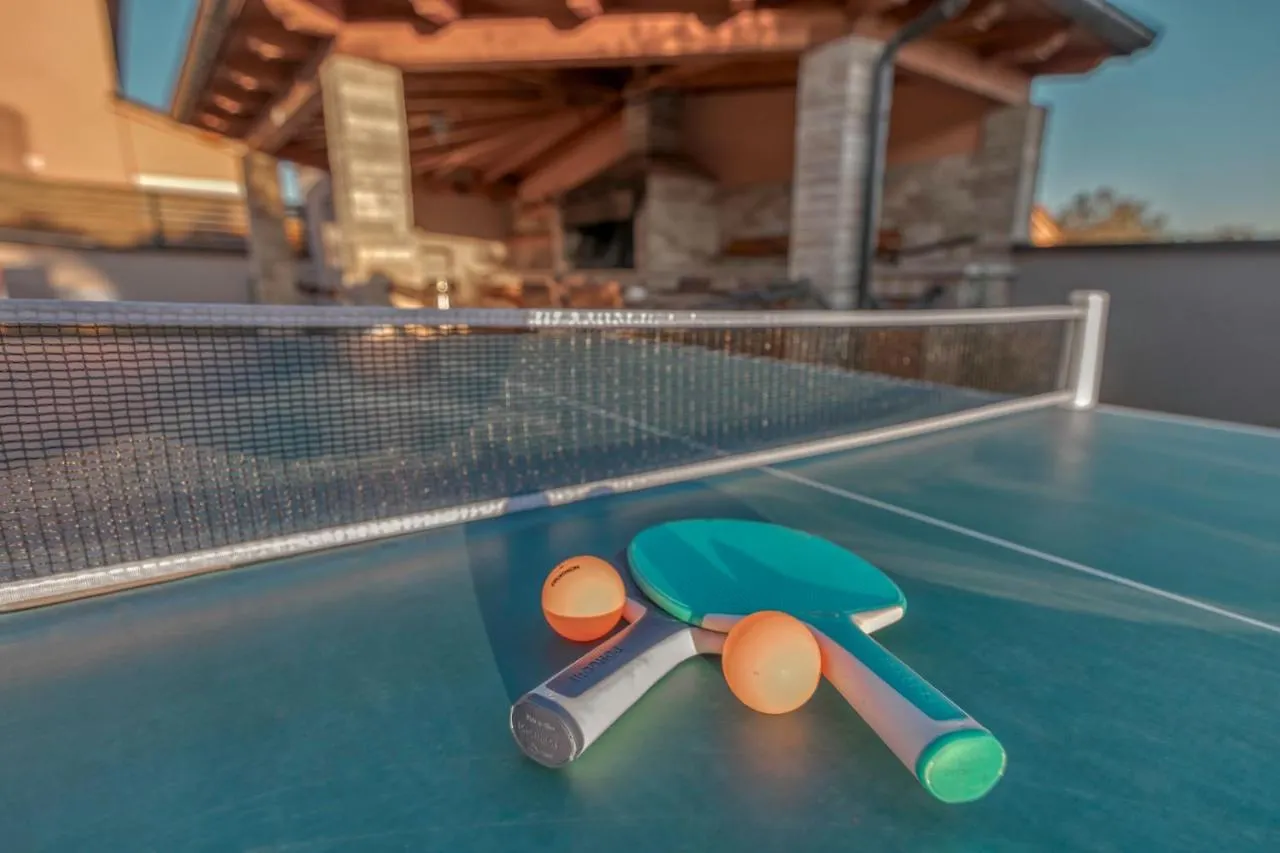 Villa Gracia - Big House, Pool, Bbq, Playground & Table Tennis, Game Room With Billiards & Table Football, Pula, Istria 0*, Pula Croacia